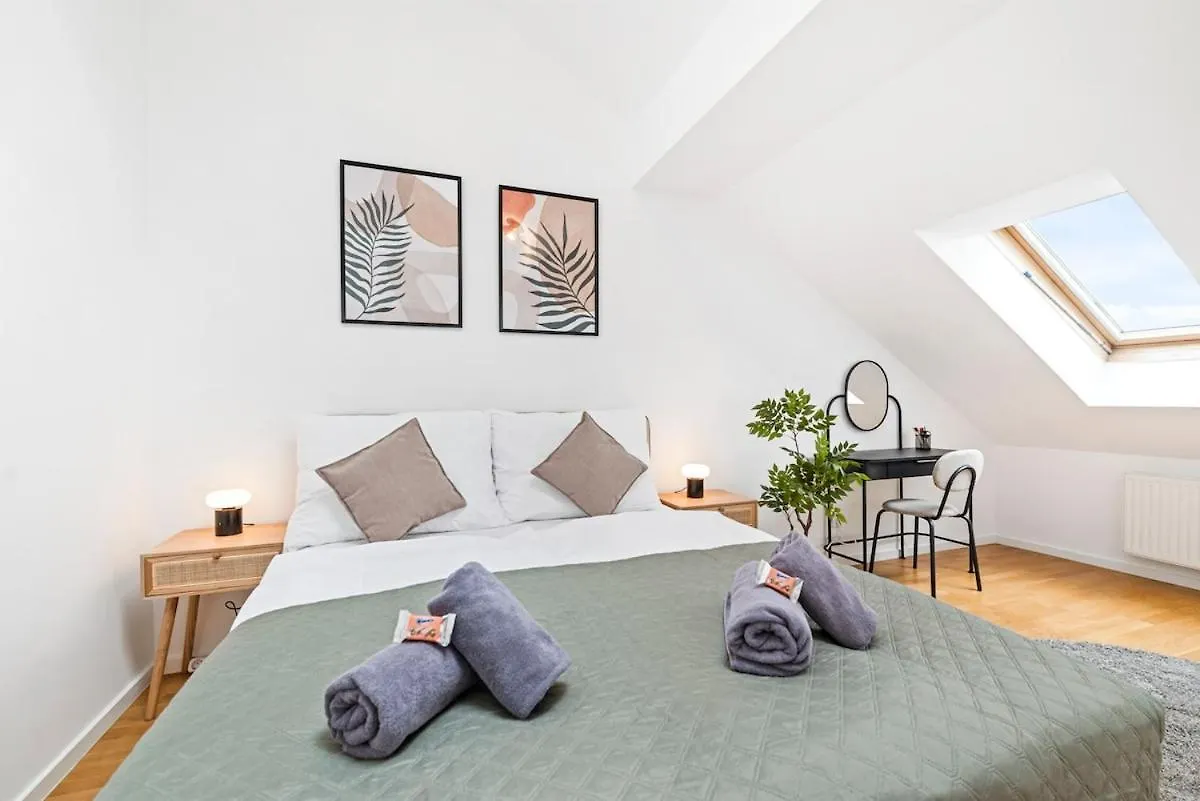 Modern Apartment Near City Center - Rooftop Terrace Vienna