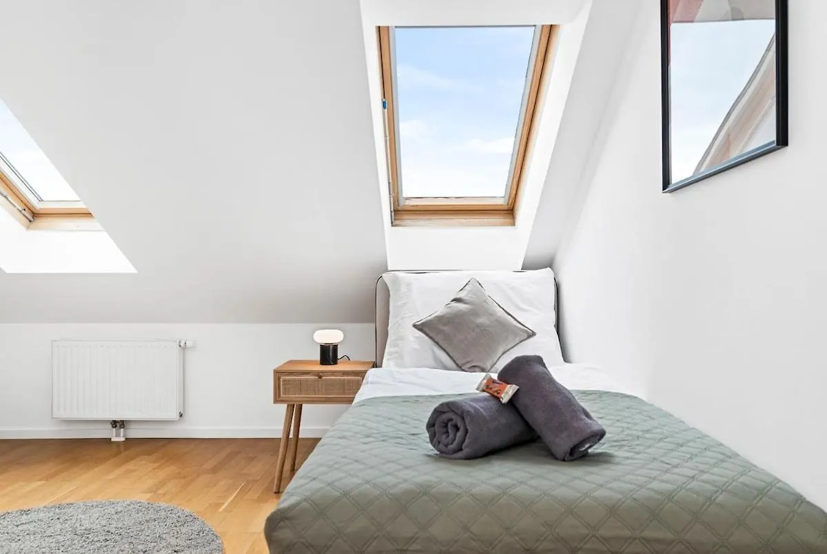 Modern Apartment Near City Center - Rooftop Terrace Vienna